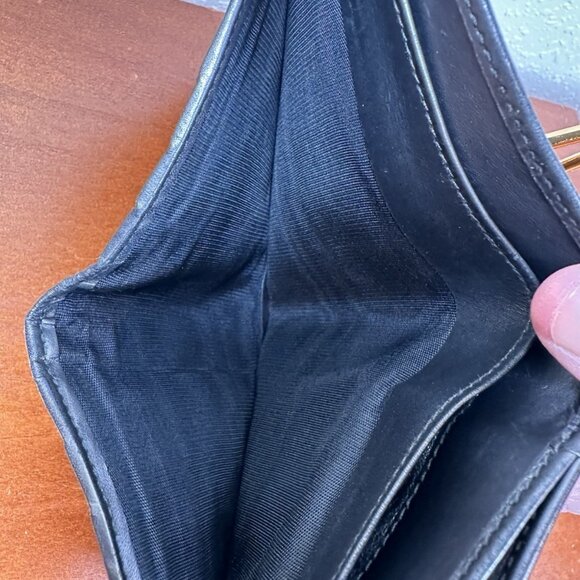 Gucci Vintage Leather Compact Wallet - Picture 15 of 15